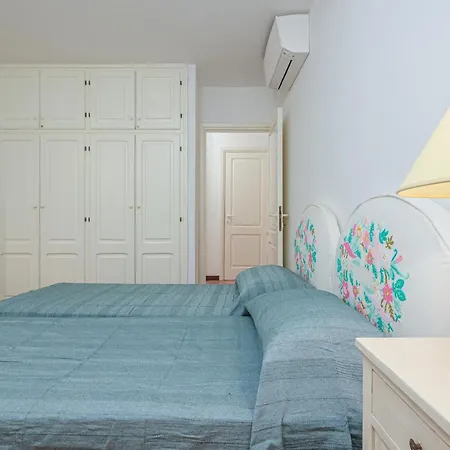 Casa Olivastra * 포르투 세르보